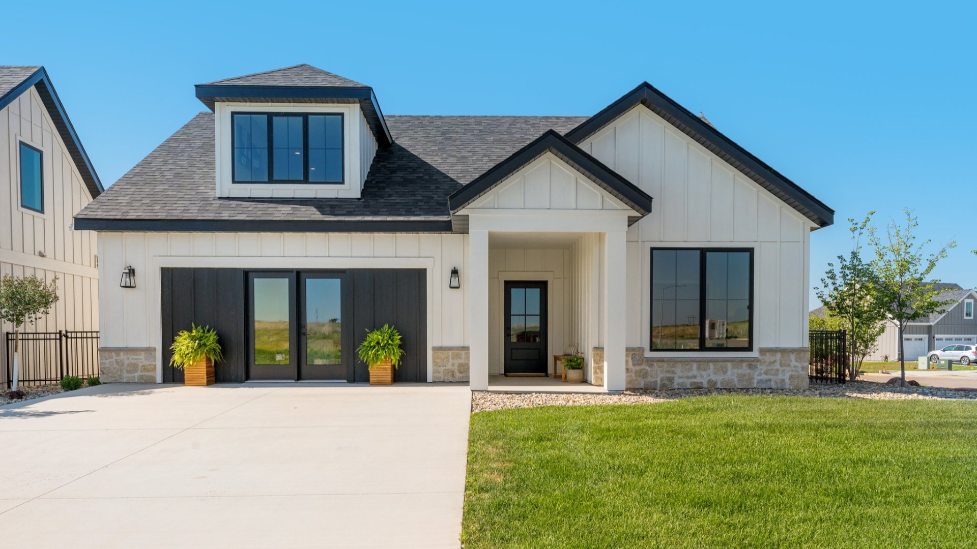 Model Home - Portico Floor Plan