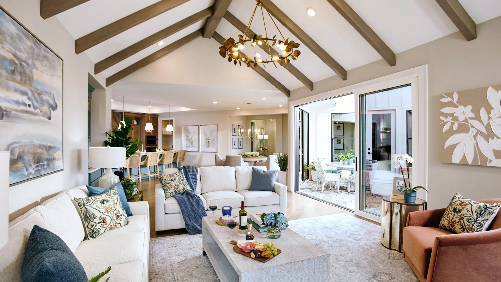 The Courtyards at White Oaks_Provenance_Interior_Living Room