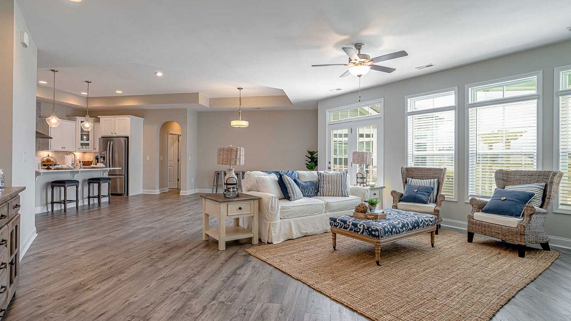 Promenade_Classic_Interior_Living Room
