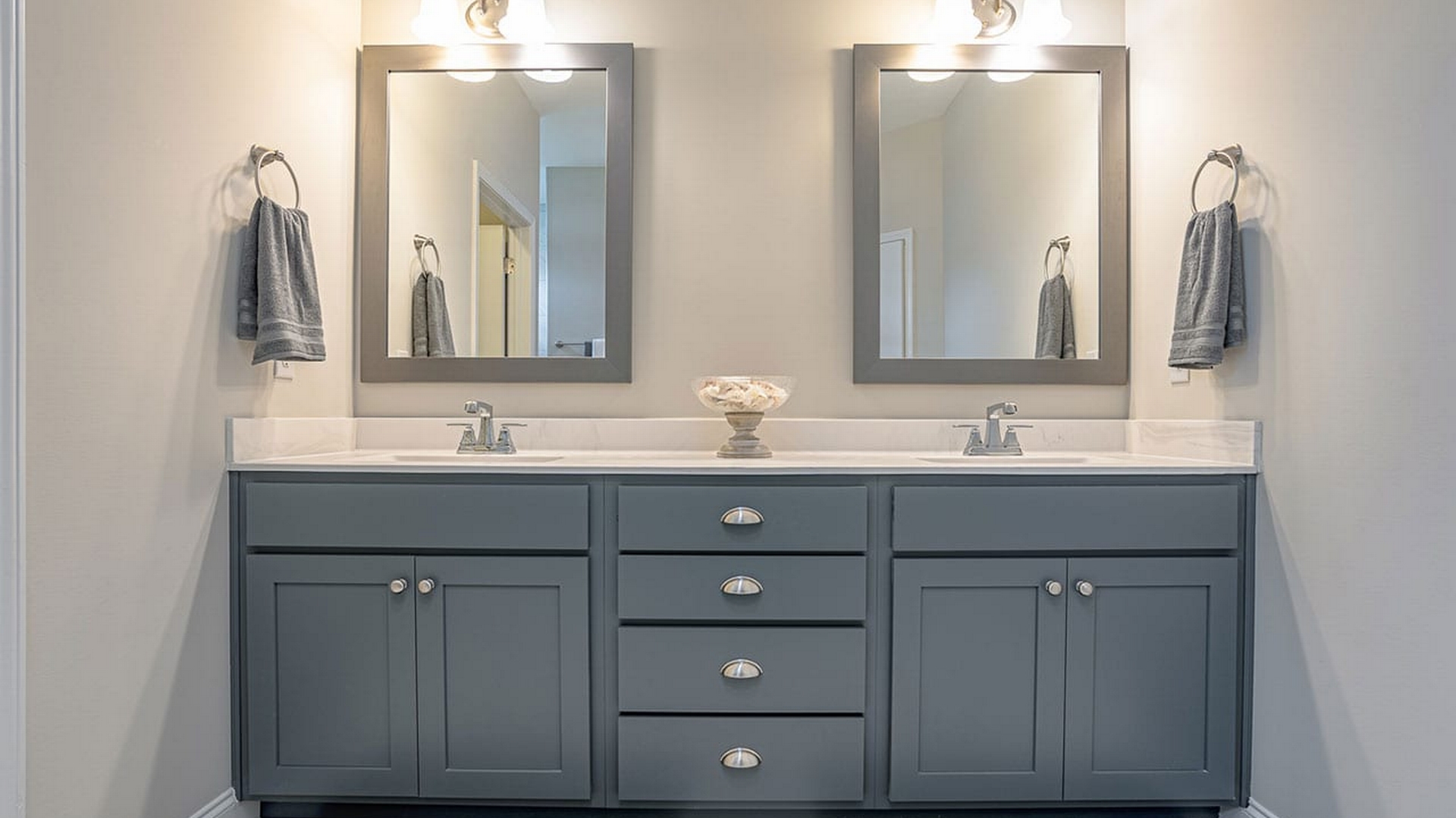 Promenade_Classic_Interior_Bathroom