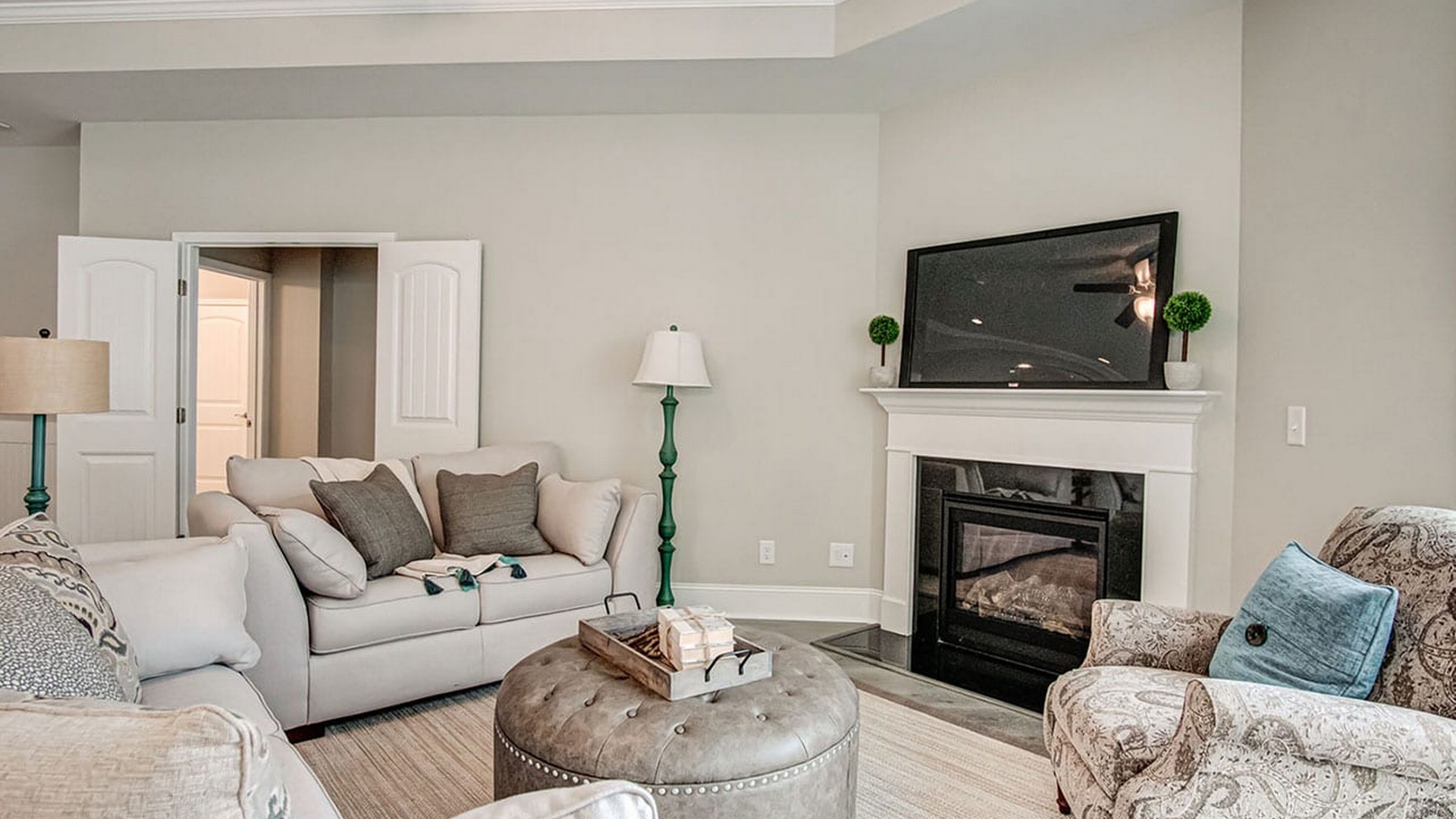 Torino_Craftsman_Interior_Living Room