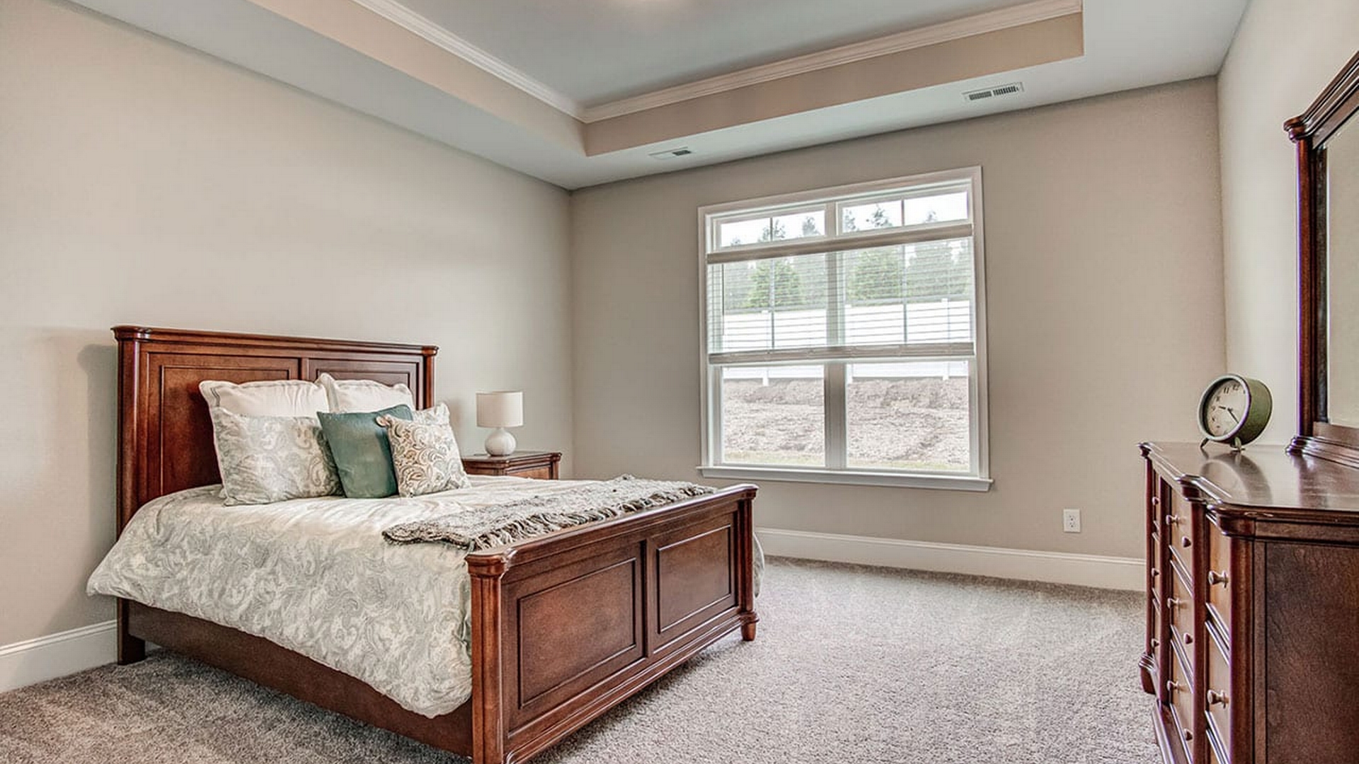 Torino_Craftsman_Interior_Bedroom