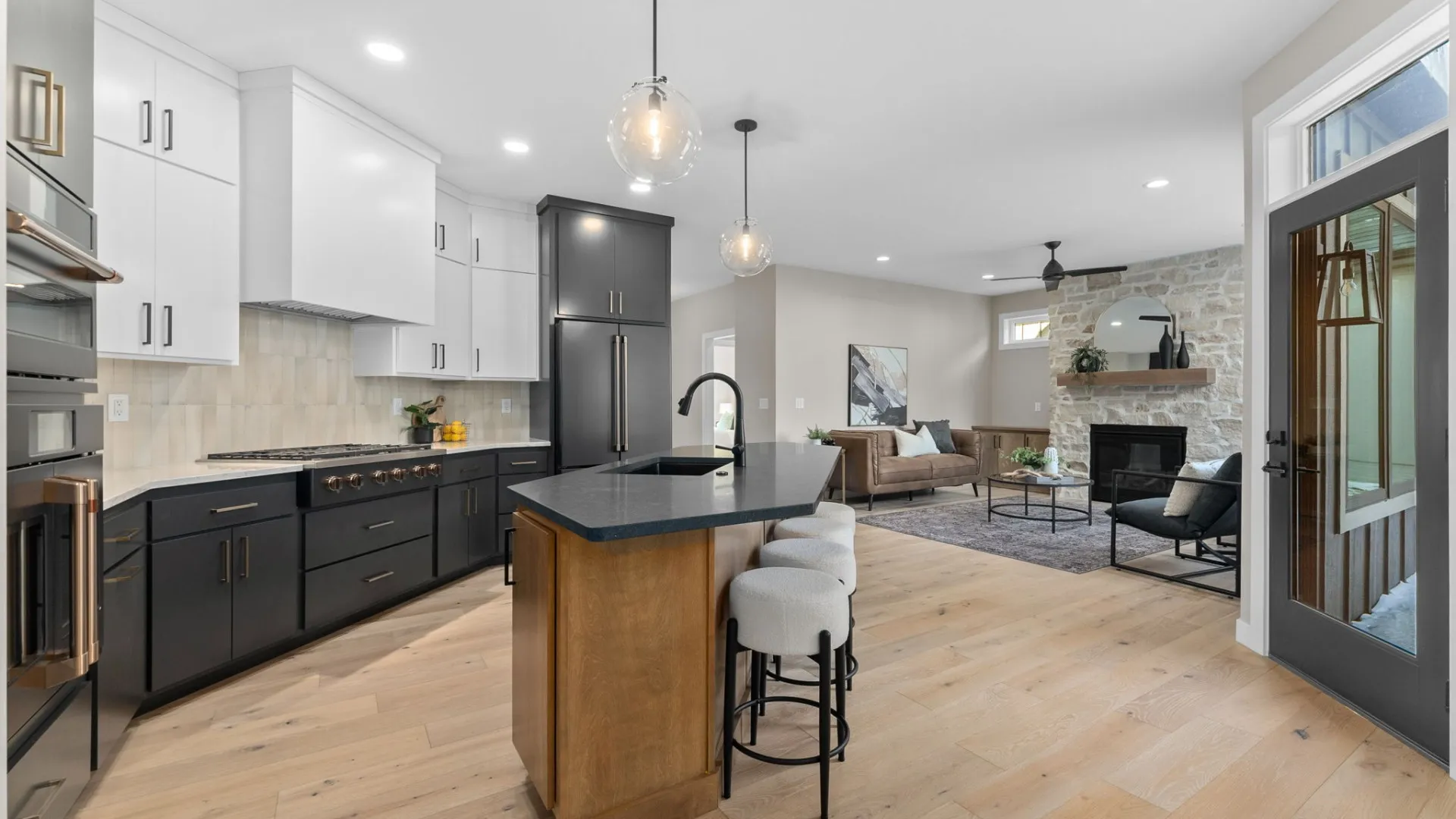 Kitchen Living Room