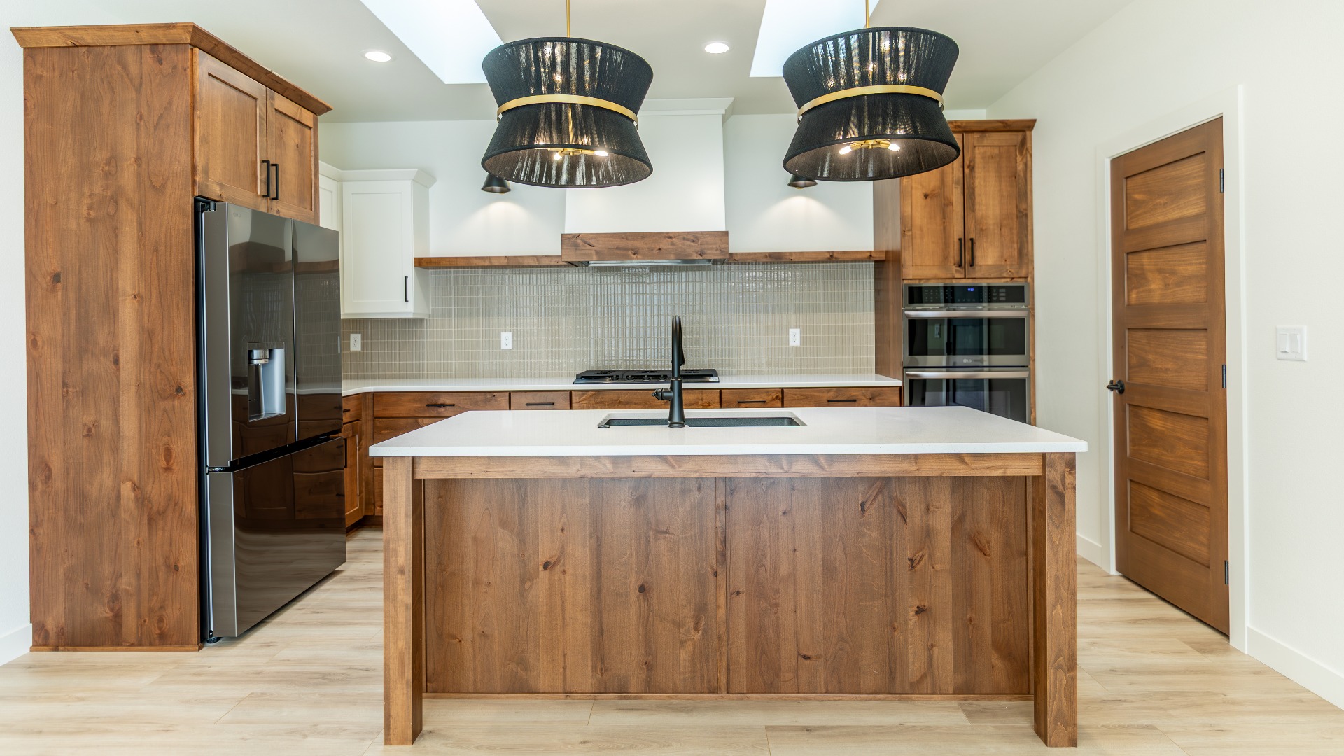 662-kitchen-view