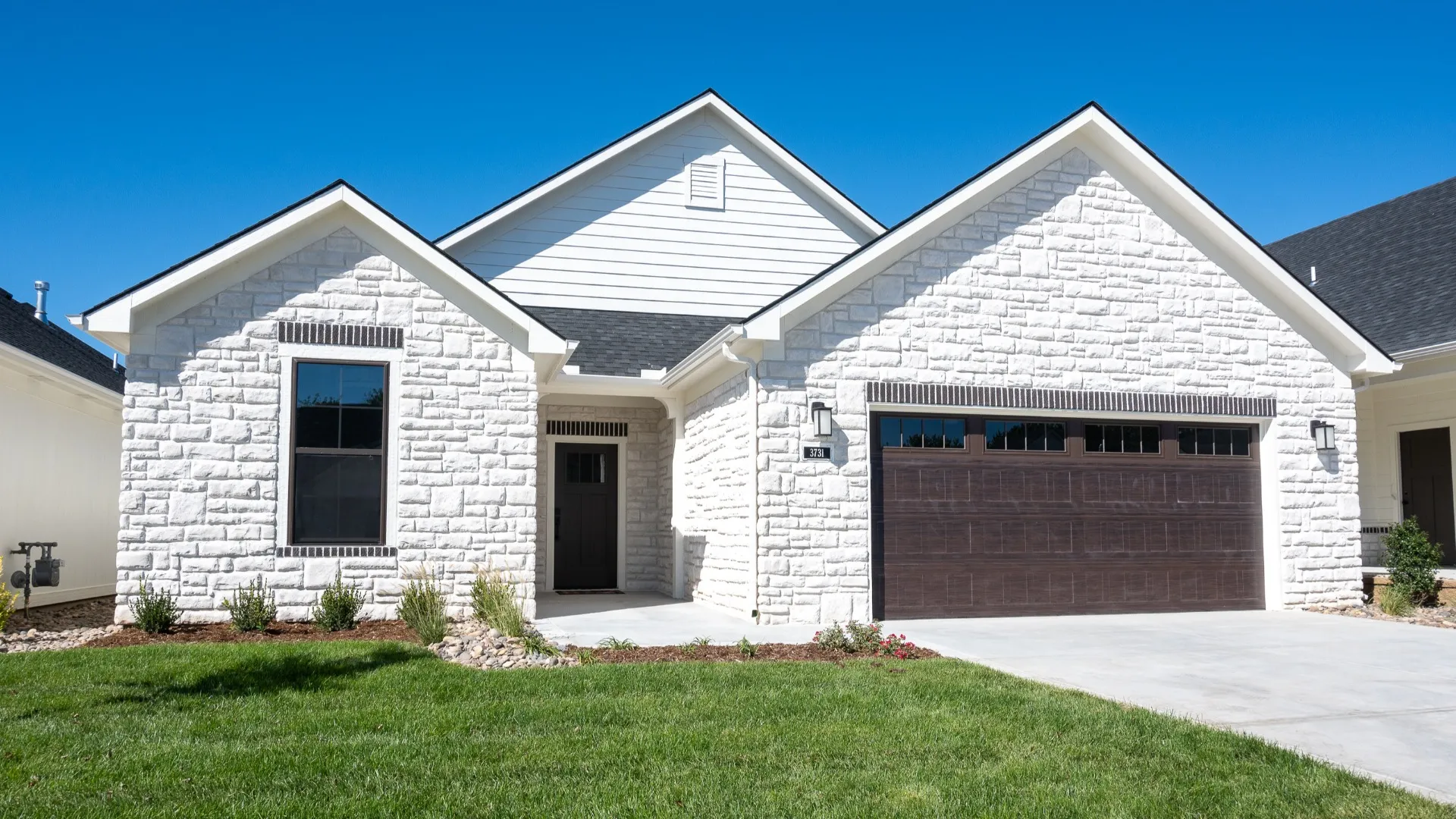 The Courtyards at Brookfield