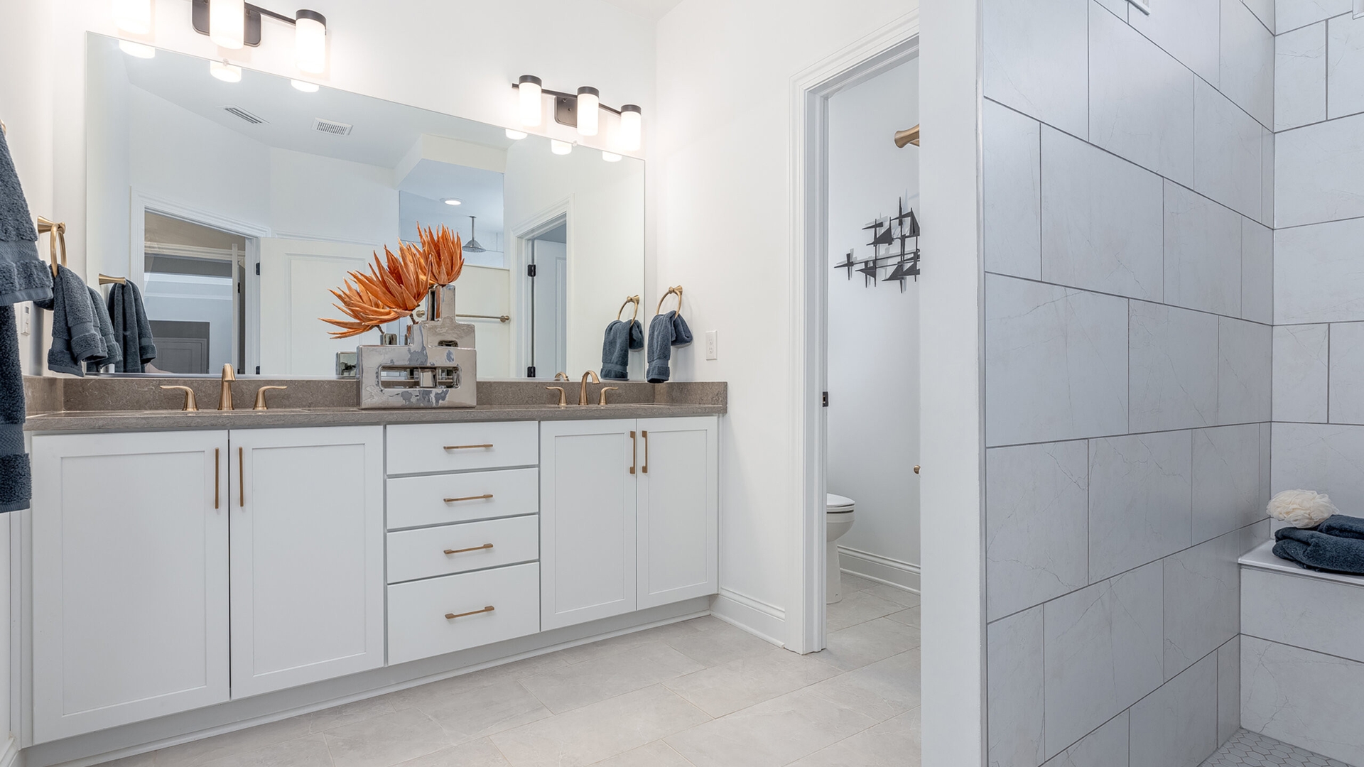 The Courtyards at Parkside_Promenade III_Interior_Bathroom